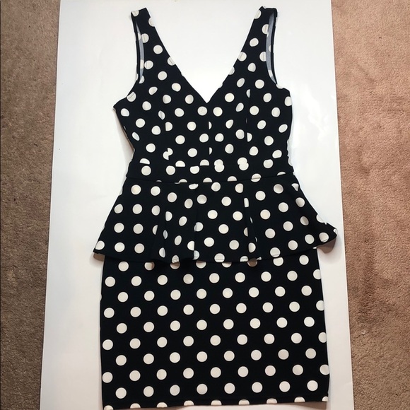 Polka Dot Bodycon Peplum Dress - Picture 2 of 4